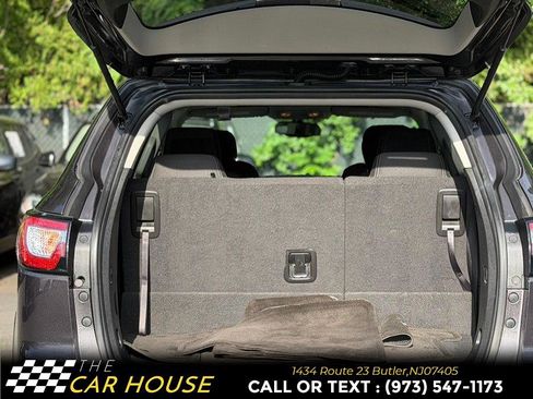 Used 2017 Chevrolet Traverse LT FWD image 18