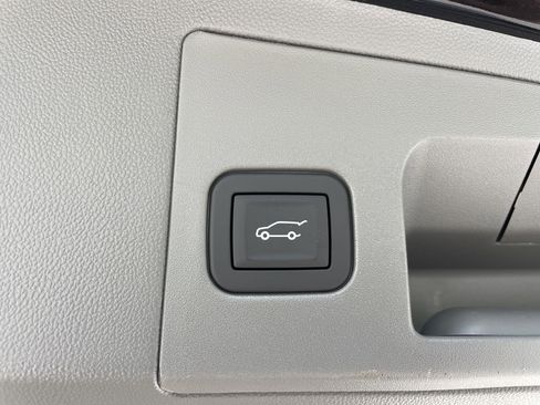 New 2025 Cadillac XT5 Premium Luxury image 7