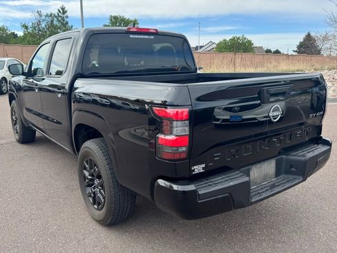Used 2023 Nissan Frontier SV AWD/4WD image 4