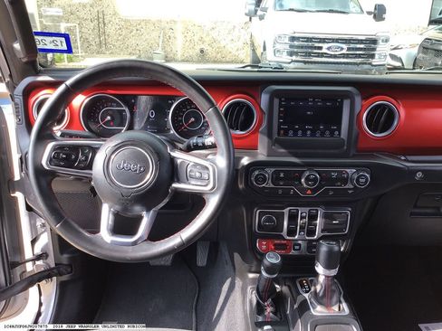 Used 2018 Jeep Wrangler Unlimited Rubicon image 10