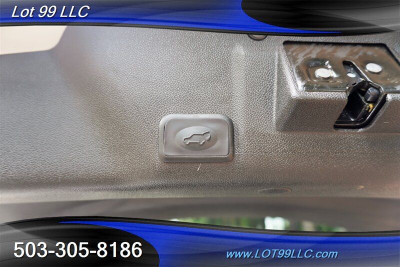 Used 2013 GMC Acadia SLT AWD/4WD image 25