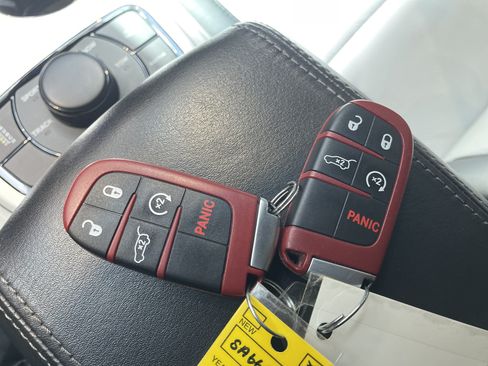 Used 2021 Jeep Grand Cherokee Trackhawk AWD/4WD image 47