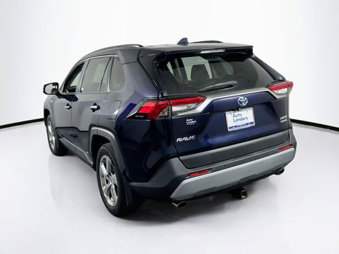 Used 2019 Toyota RAV4 Limited image 7
