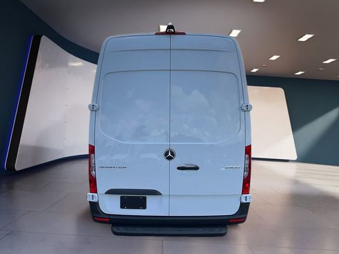 New 2025 Mercedes-Benz Sprinter 2500 image 3