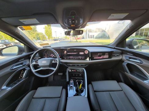Certified 2025 Audi Q5 Prestige AWD/4WD image 21
