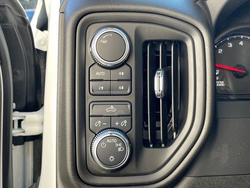 Used 2023 GMC Sierra 1500 Pro w/ Pro Value Package AWD/4WD image 22