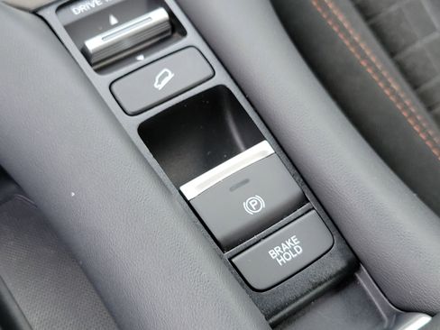 Used 2024 Honda HR-V Sport image 28