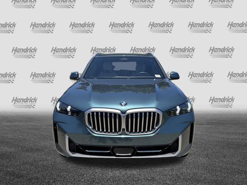Used 2024 BMW X5 sDrive40i w/ Parking Assistance Package RWD image 3