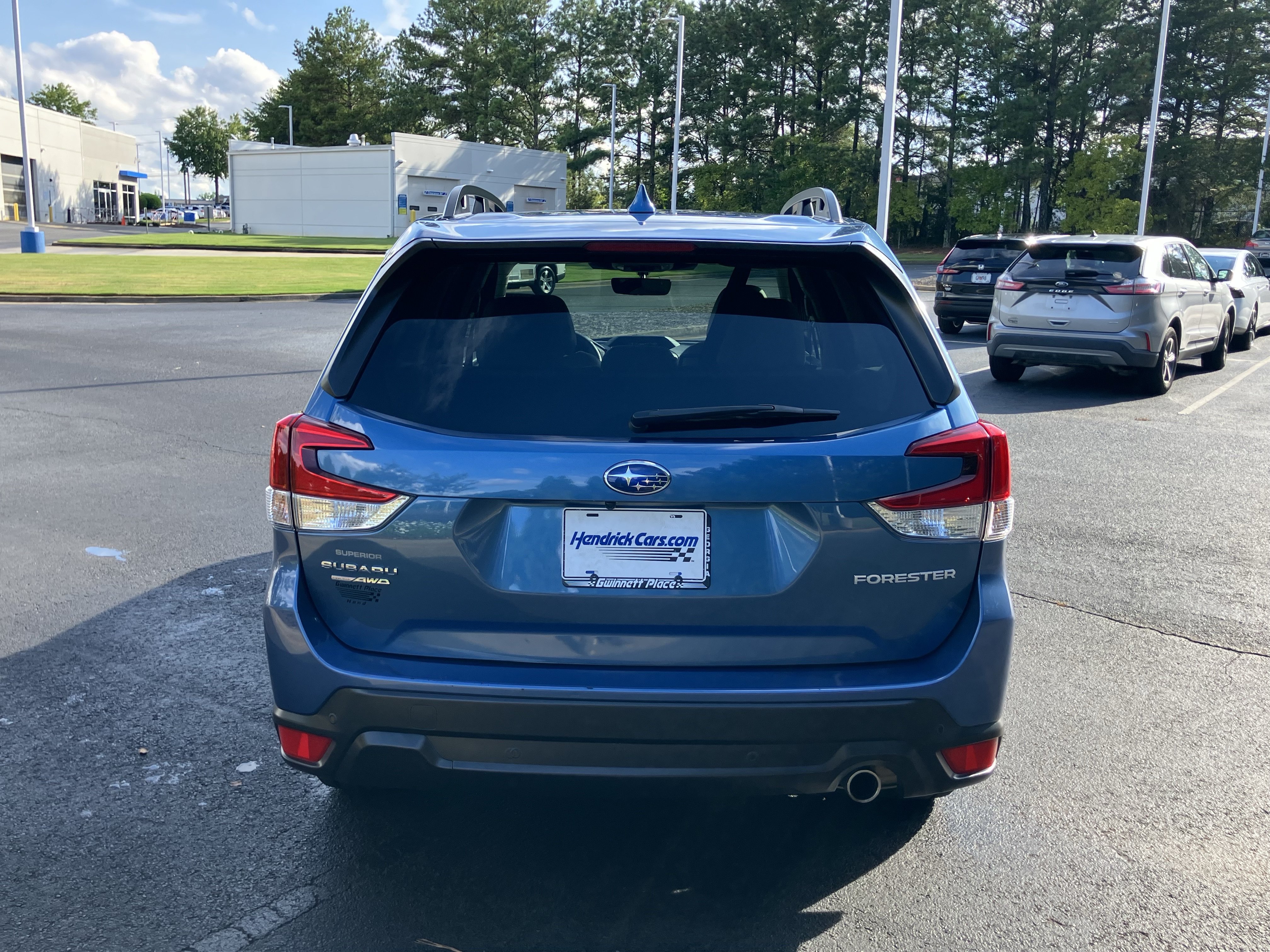 Used 2022 Subaru Forester Limited AWD/4WD image 9