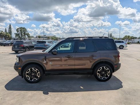 Used 2022 Ford Bronco Sport Outer Banks w/ Tech Package AWD/4WD image 4