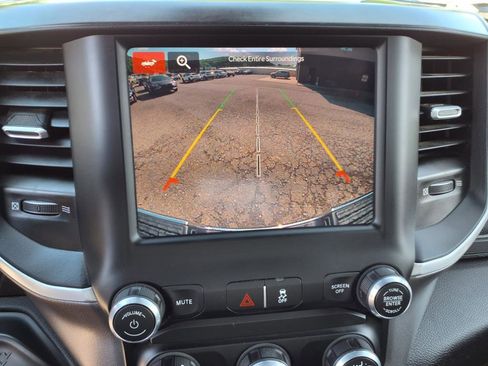 Used 2024 RAM 2500 Big Horn image 21