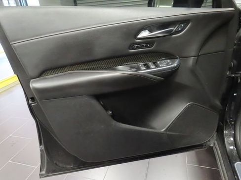 Used 2019 Cadillac XT4 Sport w/ Driver Awareness Package FWD image 10