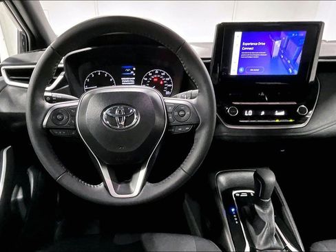 Used 2025 Toyota Corolla SE image 7