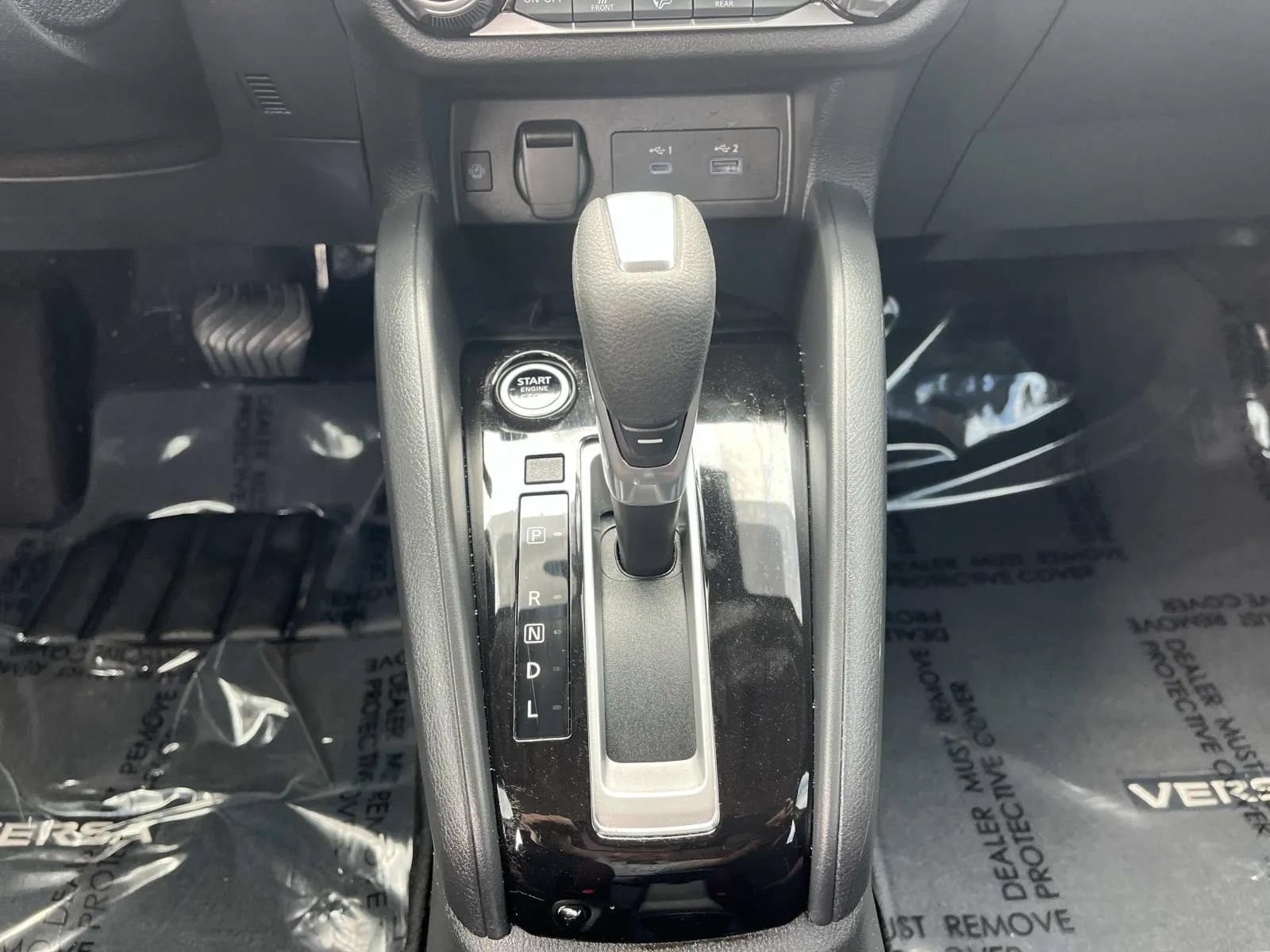 Used 2024 Nissan Versa SR w/ Trunk Package FWD image 16