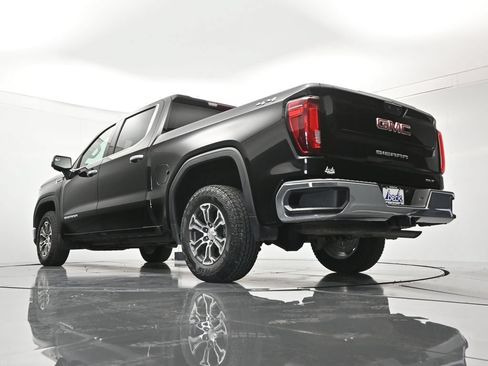 Certified 2025 GMC Sierra 1500 SLT AWD/4WD image 43