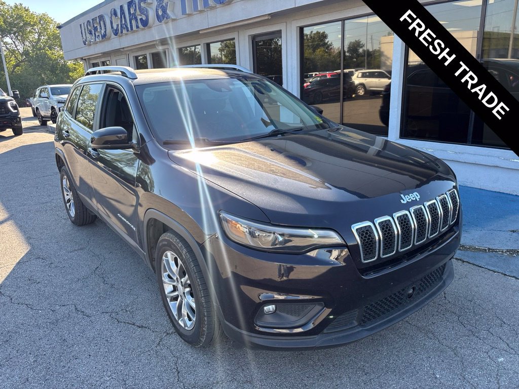 Used 2021 Jeep Cherokee Latitude Plus FWD image 1