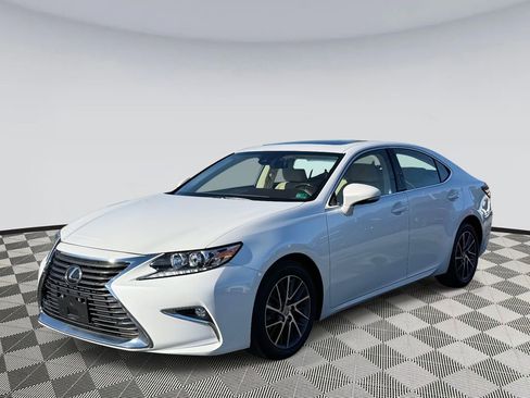 Used 2017 Lexus ES 350 image 5