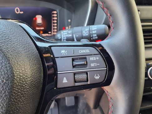 Used 2026 Honda Pilot Black Edition image 28