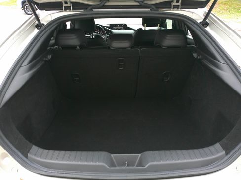 Used 2024 MAZDA MAZDA3 s image 33