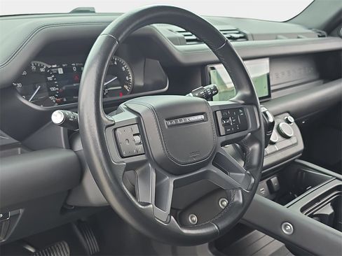 Certified 2023 Land Rover Defender 110 X-Dynamic SE image 17