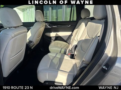 Used 2023 Cadillac XT6 Sport image 22