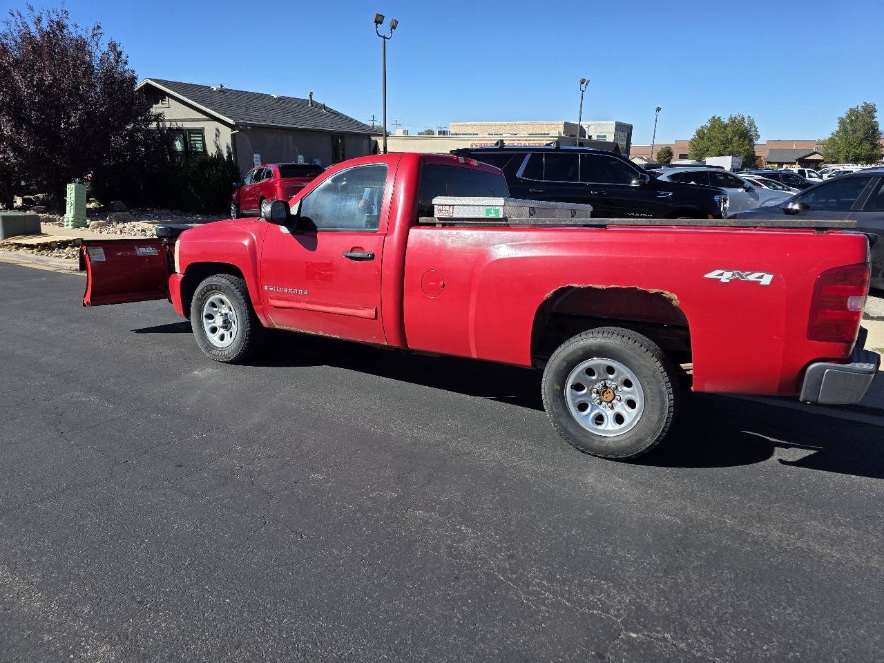 Used 2009 Chevrolet Silverado 1500 LT AWD/4WD image 2