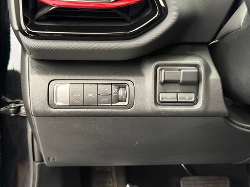 Used 2025 Chevrolet Silverado EV RST AWD/4WD image 34