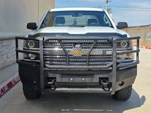 Used 2015 Chevrolet Silverado 2500 W/T w/ Snow Plow Prep Package AWD/4WD image 9