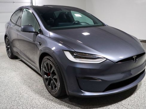 Used 2023 Tesla Model X Plaid AWD/4WD image 5