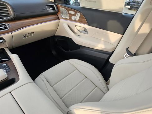 New 2026 Mercedes-Benz GLE 450 4MATIC image 28