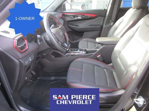 Certified 2025 Chevrolet TrailBlazer RS w/ Driver Confidence Package image 18