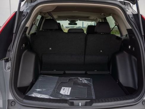 Used 2025 Honda CR-V EX image 13
