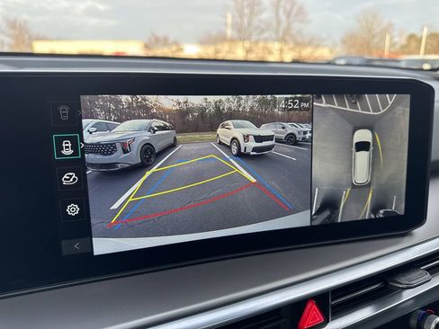 New 2026 Kia Sorento SX image 4