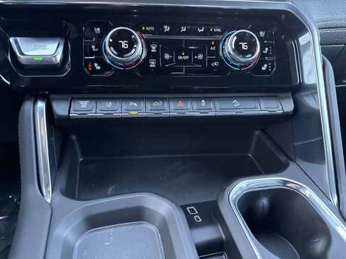 New 2026 GMC Sierra 2500 Denali w/ Denali Reserve Package image 16