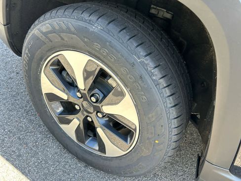 Used 2023 Jeep Grand Cherokee 4WD 4xe w/ Luxury Tech Group II image 13