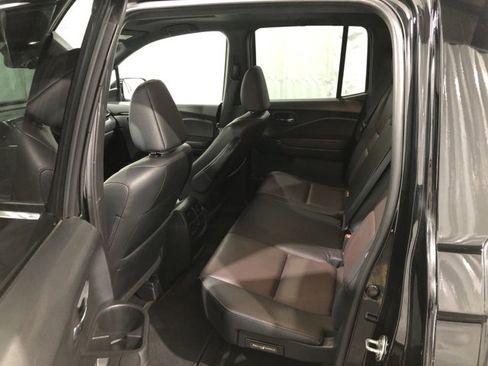 Used 2018 Honda Ridgeline Black Edition image 8