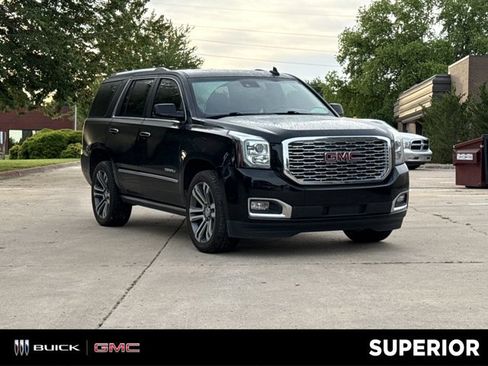 Used 2018 GMC Yukon Denali w/ Denali Ultimate Package AWD/4WD image 1