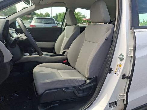 Used 2022 Honda HR-V LX image 13