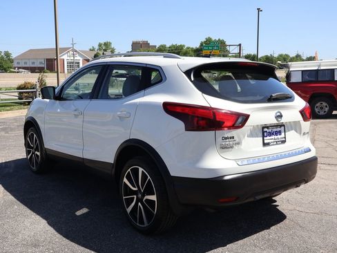 Used 2017 Nissan Rogue Sport SL AWD/4WD image 6