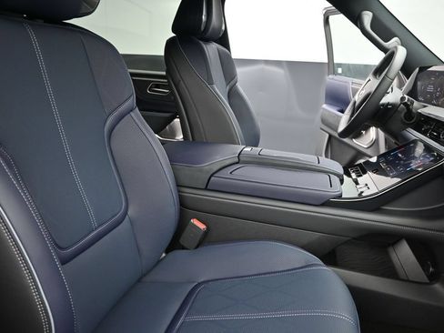 New 2027 INFINITI QX80 Sensory w/ Sport Exterior Package AWD/4WD image 17