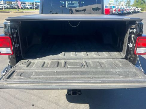Used 2022 Jeep Gladiator Overland w/ Popular Equipment Package AWD/4WD image 37