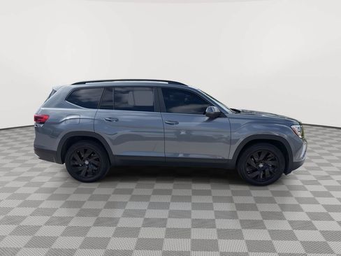 Used 2024 Volkswagen Atlas SE AWD/4WD image 1