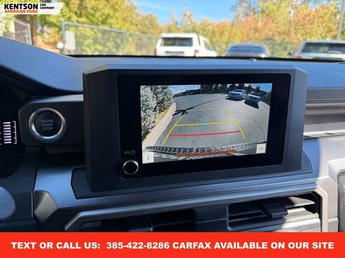 Used 2025 Toyota 4Runner SR5 image 28