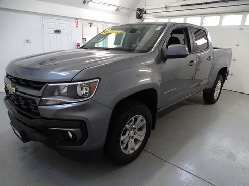 Used 2022 Chevrolet Colorado LT w/ LT Convenience Package AWD/4WD image 14