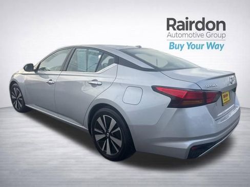 Used 2022 Nissan Altima 2.5 SV image 6