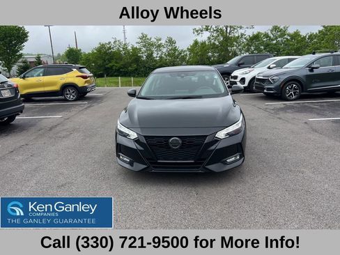 Used 2022 Nissan Sentra SR w/ Midnight Edition FWD image 2