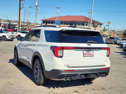 New 2026 Ford Explorer ST w/ Sun And Sound Package AWD/4WD image 4