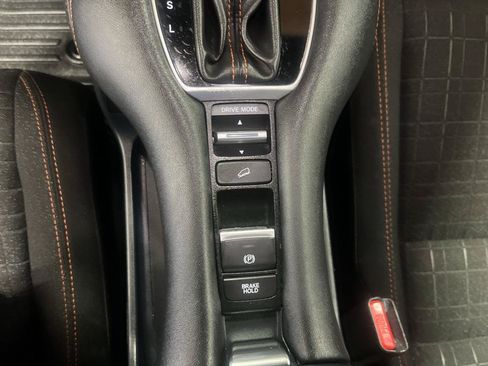 Used 2024 Honda HR-V Sport image 12