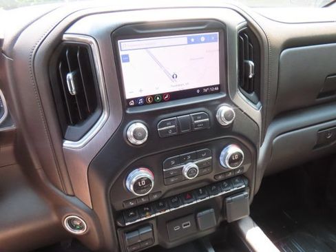 Used 2019 GMC Sierra 1500 Denali w/ Denali Ultimate Package AWD/4WD image 28