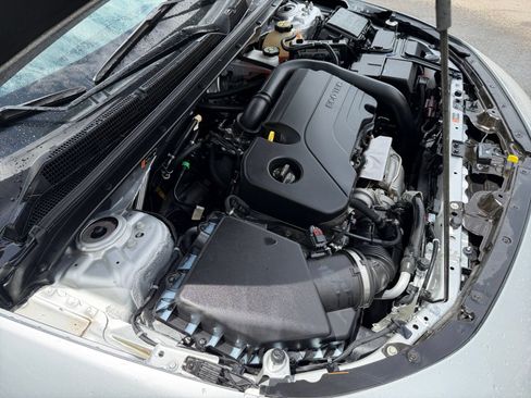 Used 2022 Chevrolet Malibu LT FWD image 30